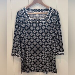 Magnolia Grace Black and White Graphic Tunic Blouse